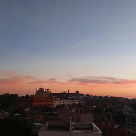 Loft Colosseo, In Center Apartman *